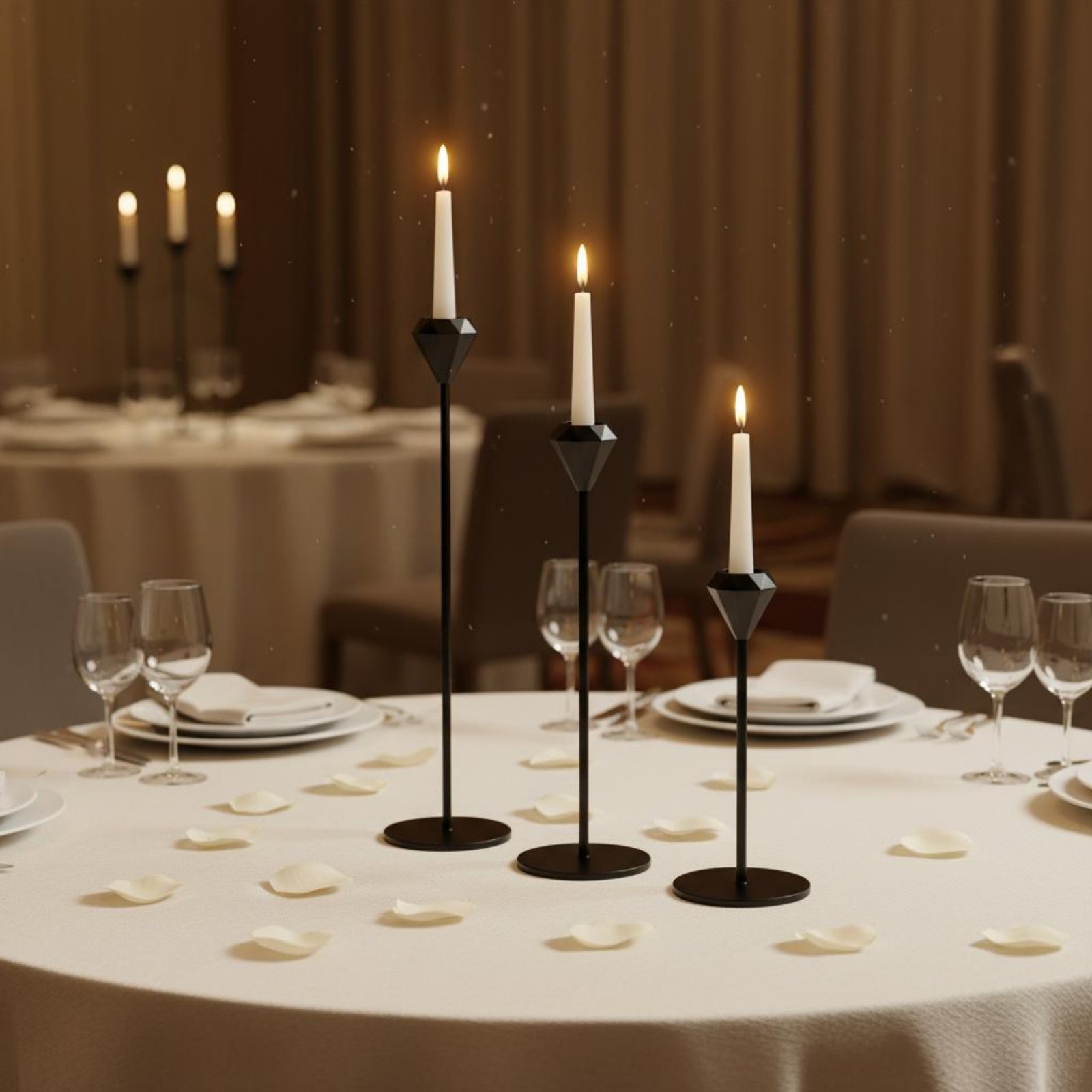 Candle Holder Set - 3ピースクリスタルトップキャンドルスティックセット エレガントで豪華なモダン幾何学模様のキャンドルスタンド ハウスデコレーション 結婚式用の安定したベース