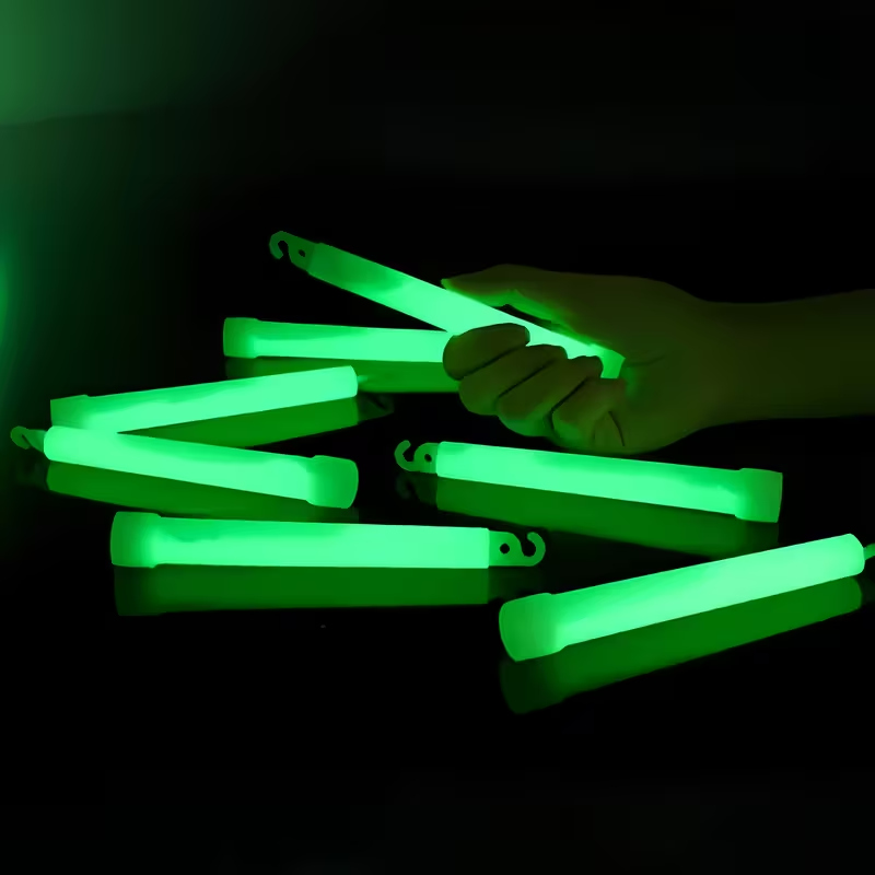 Decor Lighting Hours - 6インチのミニグロースティック、フック付き、蛍光灯、アウトドアキャンプ、軍事緊急事態、パーティーの装飾、コンサートの小道具に最適