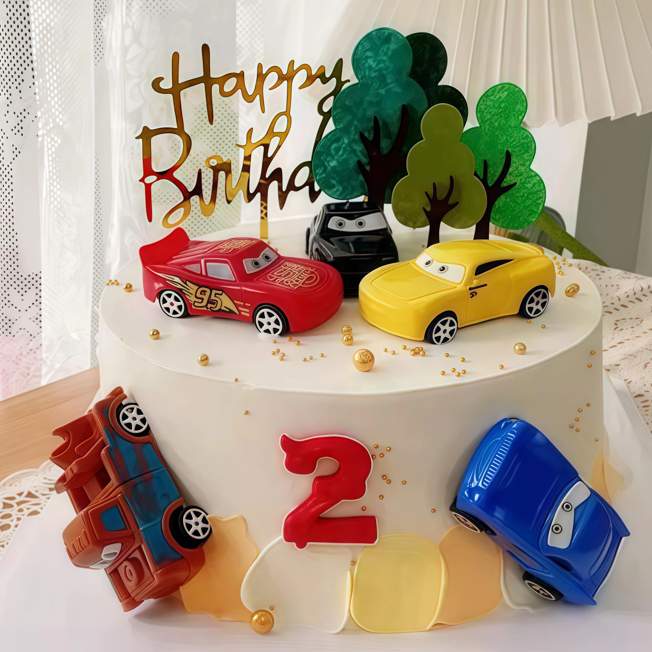 4 個のライトニングカーズハッピーバースデーケーキトッパーア - Lighting Mcqueen Birthday Decor のレビューと価格