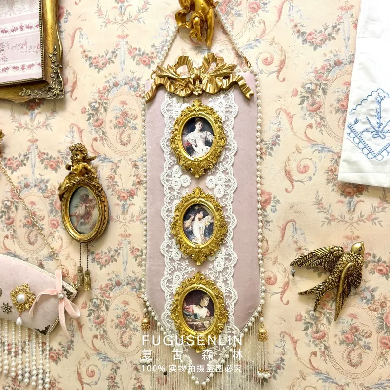 レトロな手作り高級感漂う宮廷風ピンクベルベットレリーフ額縁  - Lighting Room Decor Photo のレビューと価格