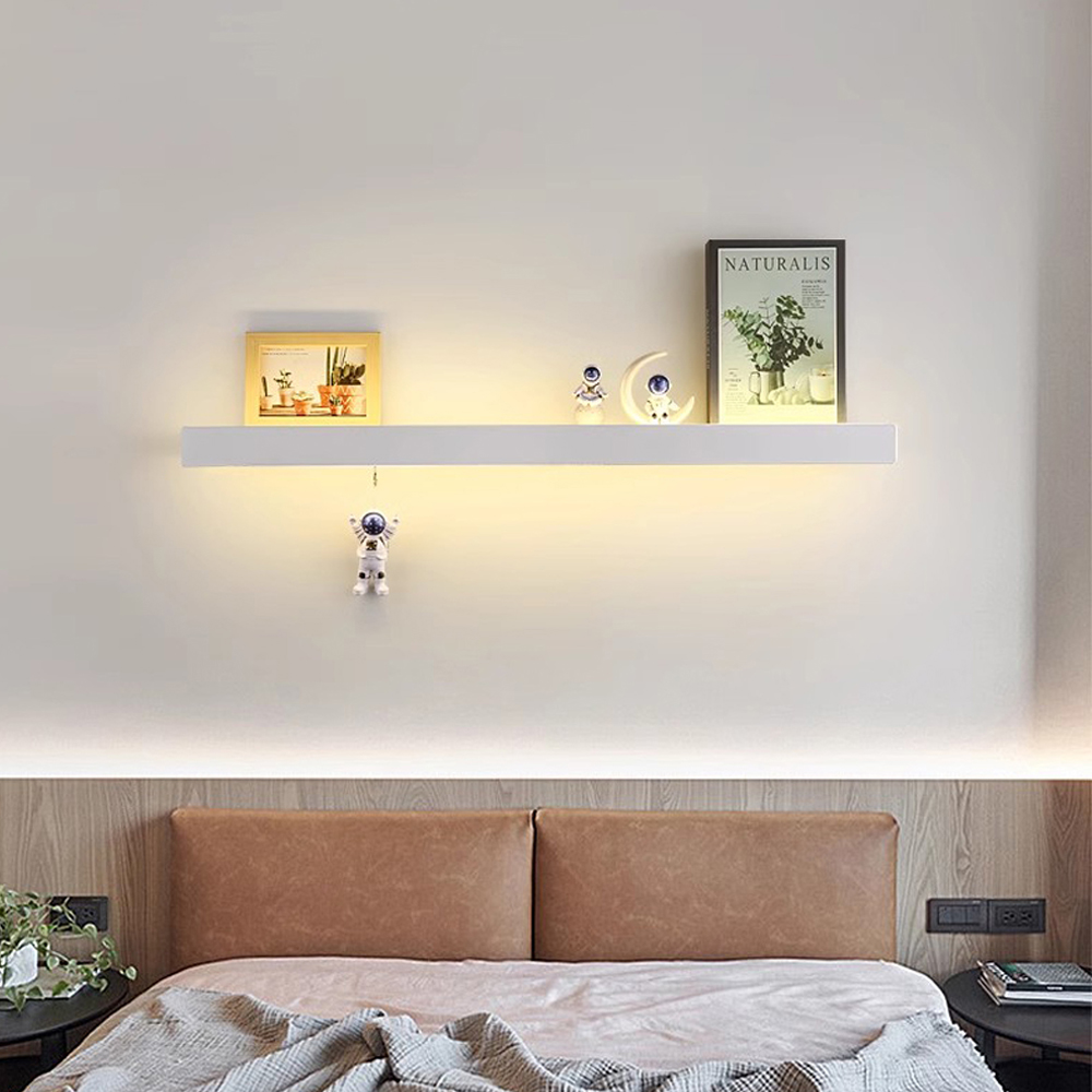 モダンなLED照明付きフローティングウォールシェルフ、アルミ - Lighting Room Decor Photo のレビューと価格