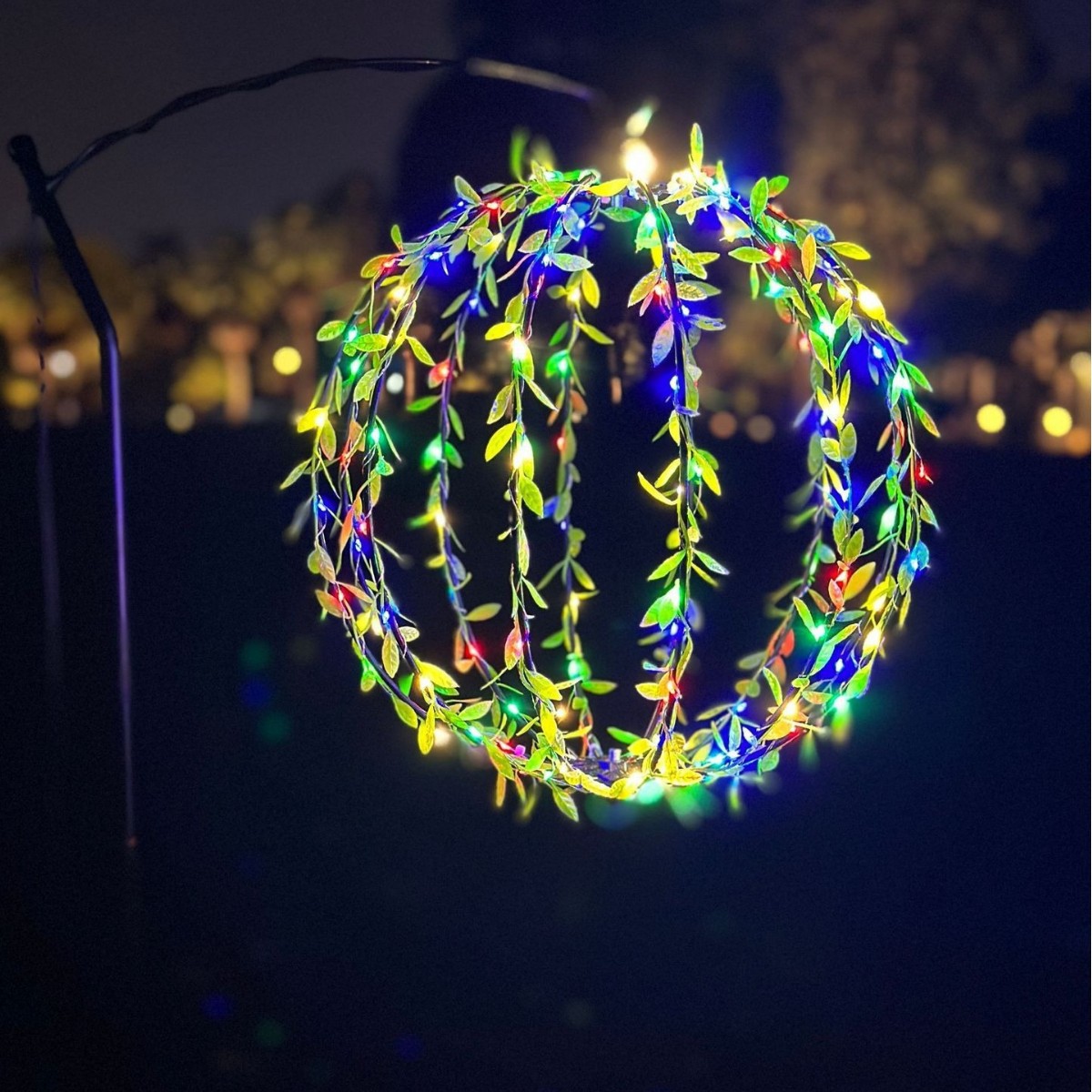 プロ仕様の屋外用クリスマスデコレーション：防水設計のLEDボ - Decor Lighting Pack のレビューと価格