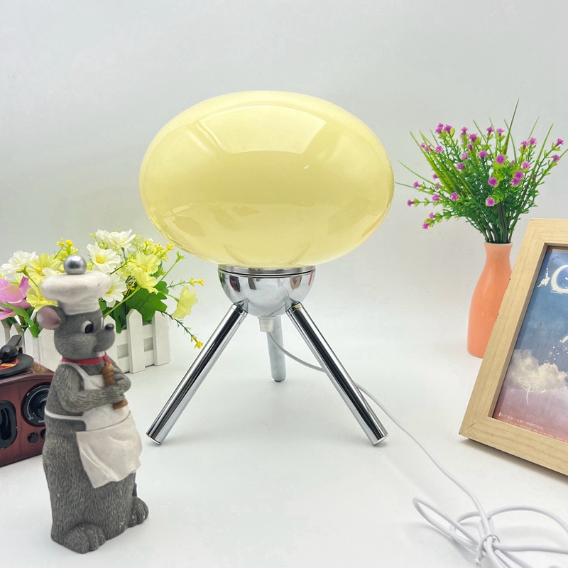 バウハウス北欧風ガラス製マッシュルーム型RGBリモコン付きテ - Decor Lighting & Decor Fires のレビューと価格